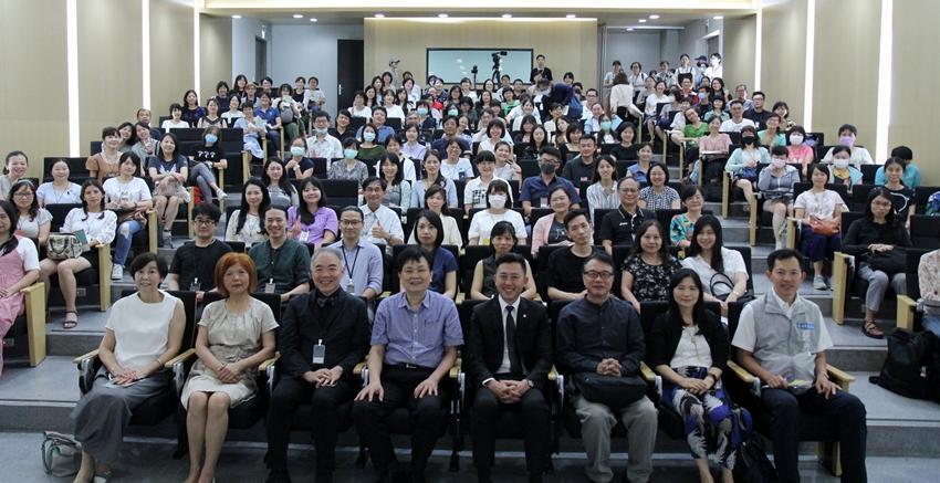 交通大學策展地方誌參與人員合影